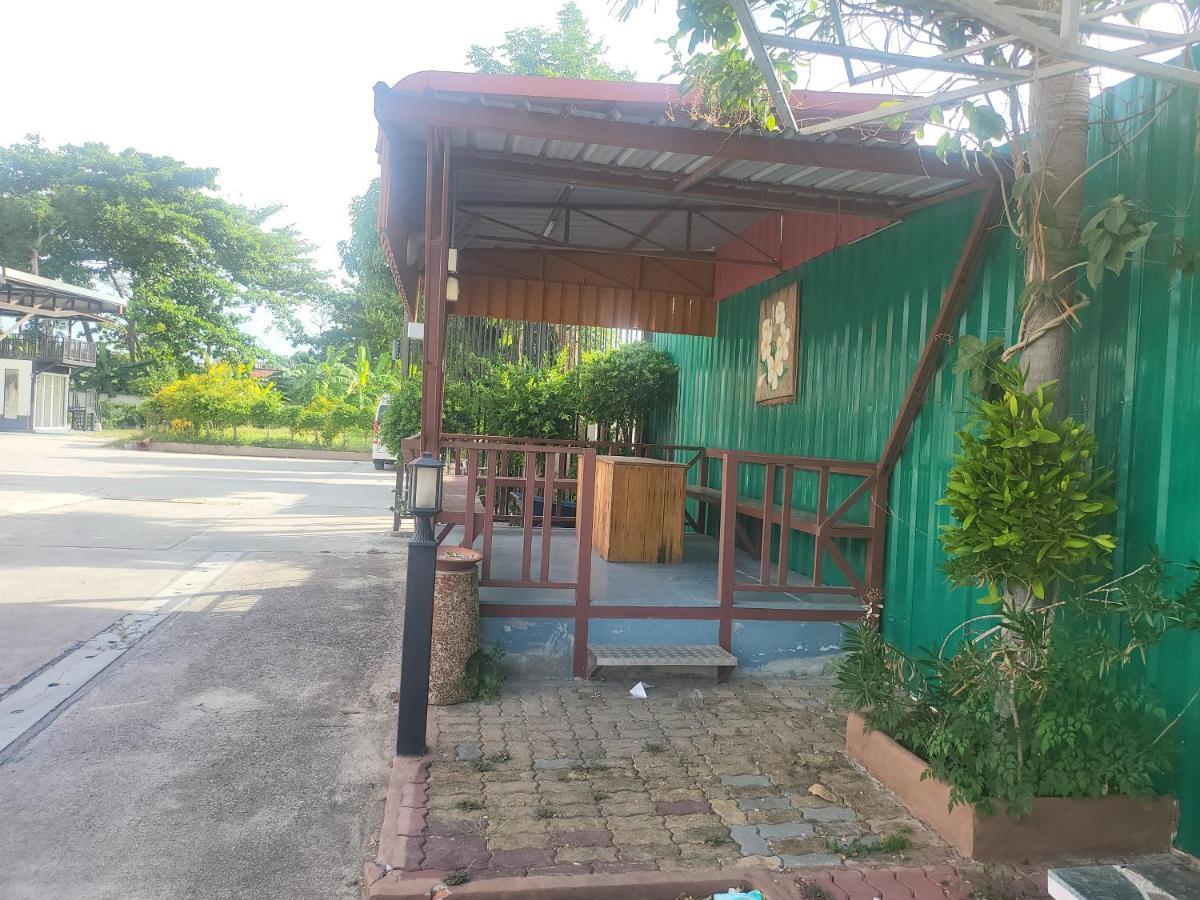 Ekaluk Place Inn Pattaya Exterior foto